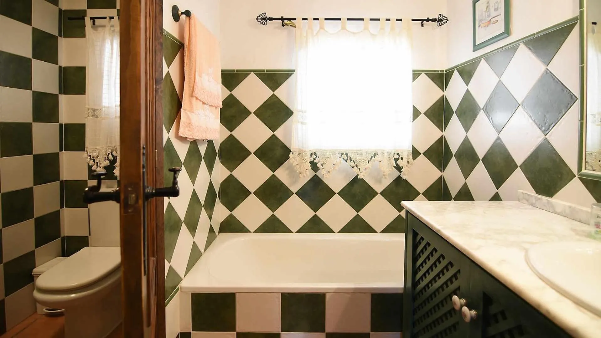 Casitas Select - Villa Abajo In Mijas