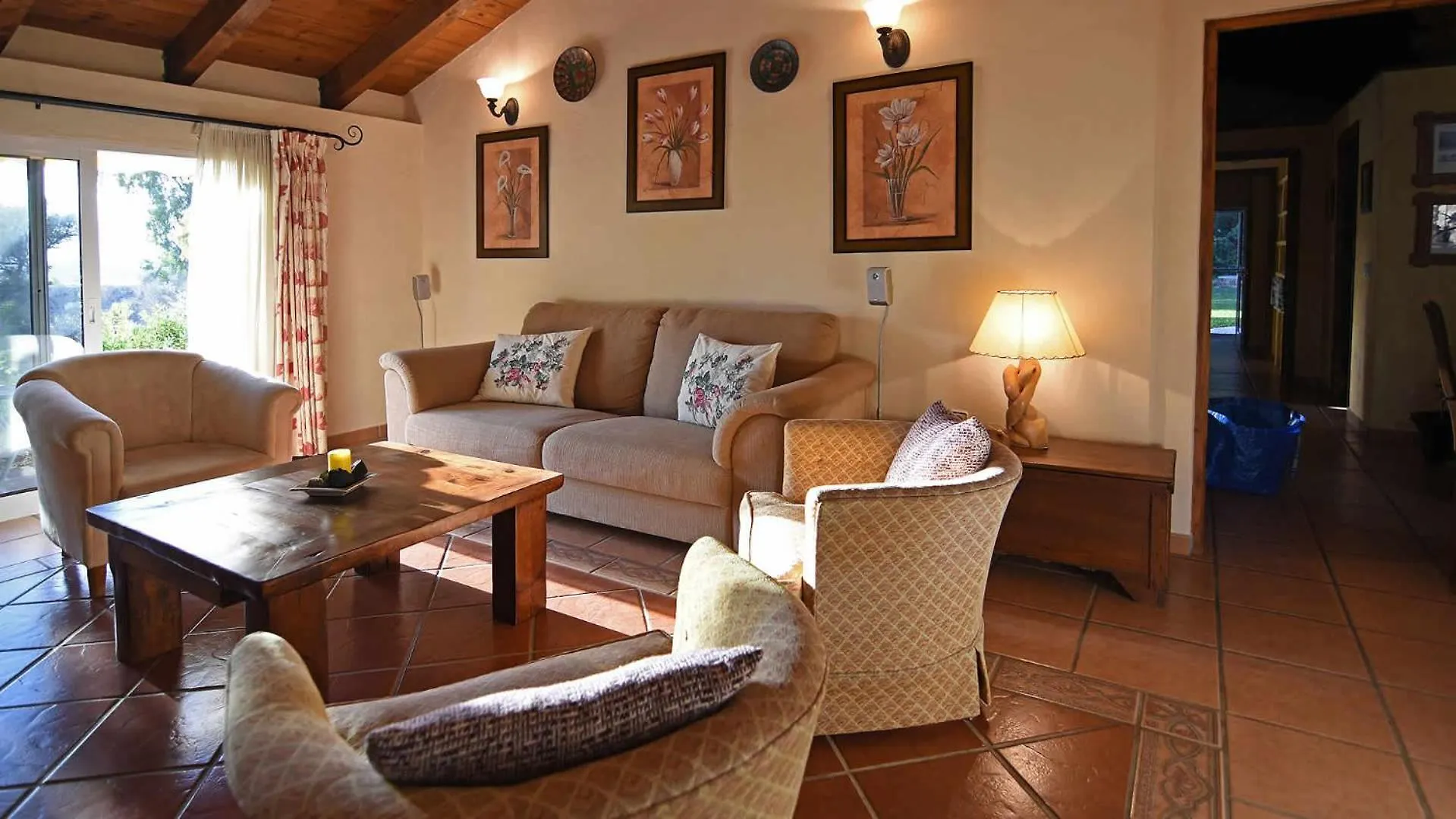 Casitas Select - Villa Abajo In Mijas Spain