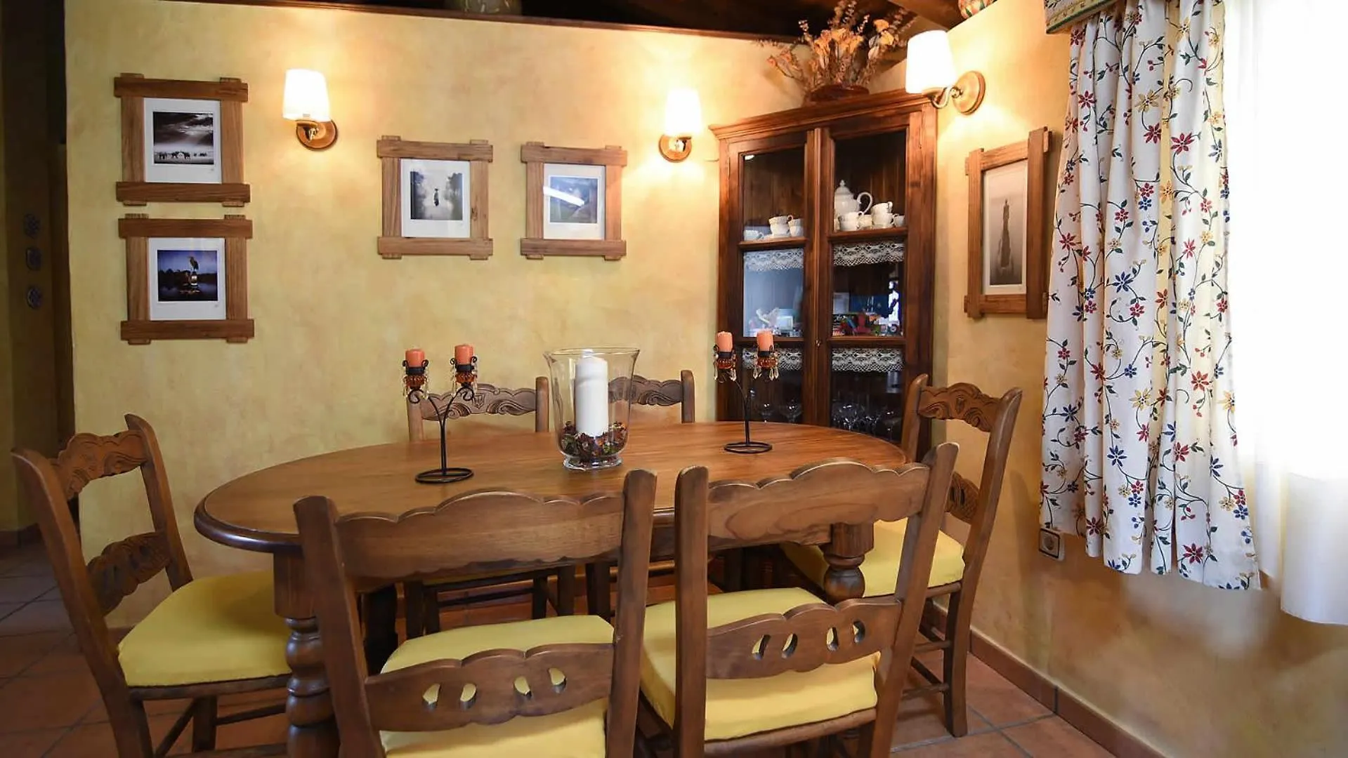 Casitas Select - Villa Abajo In Mijas Spain