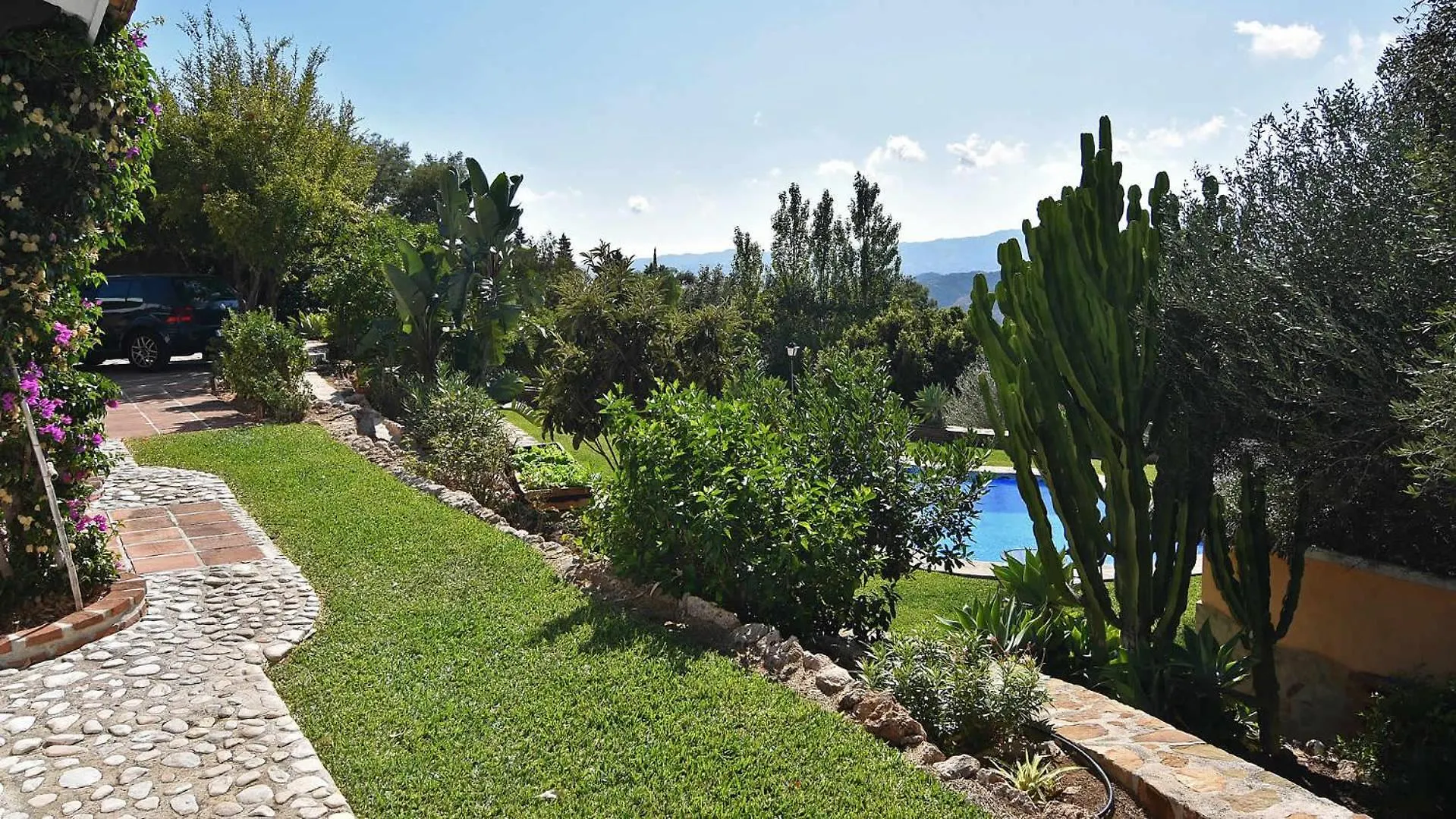 Casitas Select - Villa Abajo In Mijas