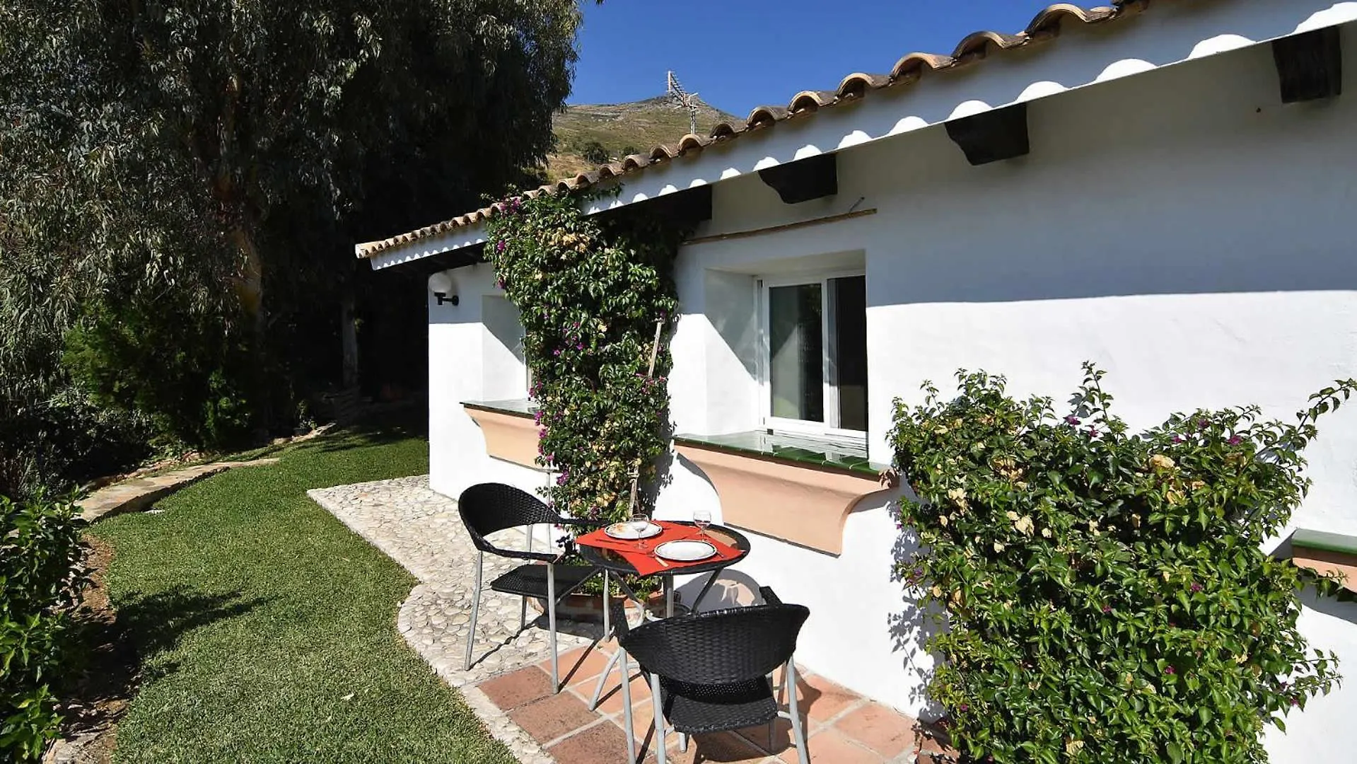 Casitas Select - Villa Abajo In Mijas Spain