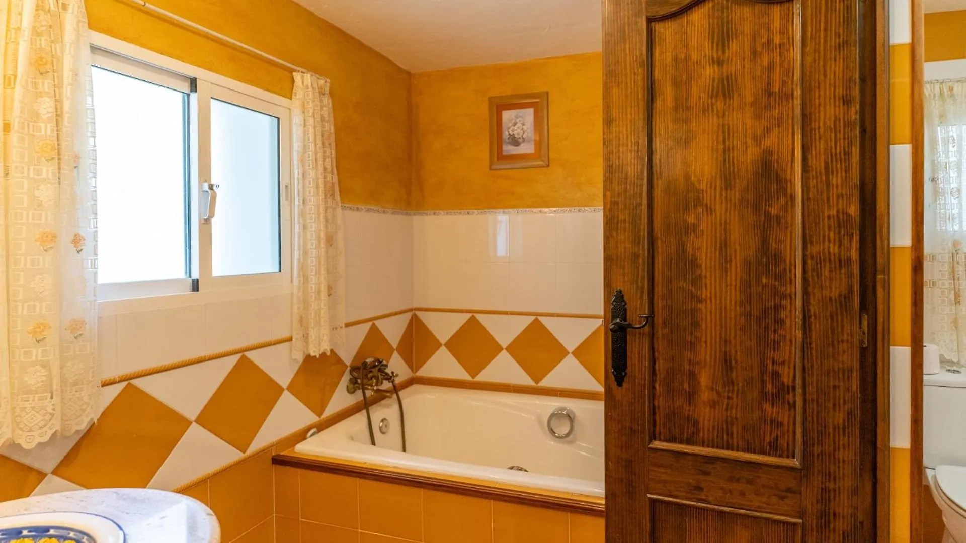 Casitas Select - Villa Abajo In Mijas Spain